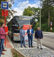 Autobusem až ke škole