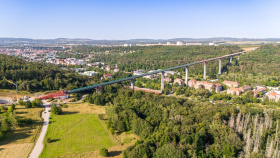 Stavbaři Metrostavu úspěšně zasahují u sousedů