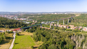 Stavbaři Metrostavu úspěšně zasahují u sousedů